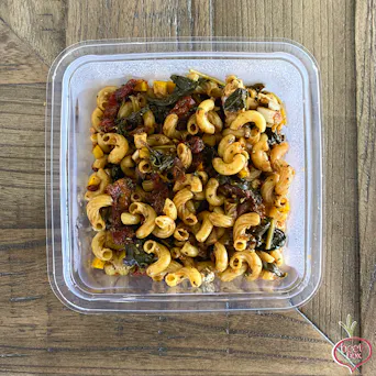 Spinach and Sun-dried Tomato Pasta Salad Main Image